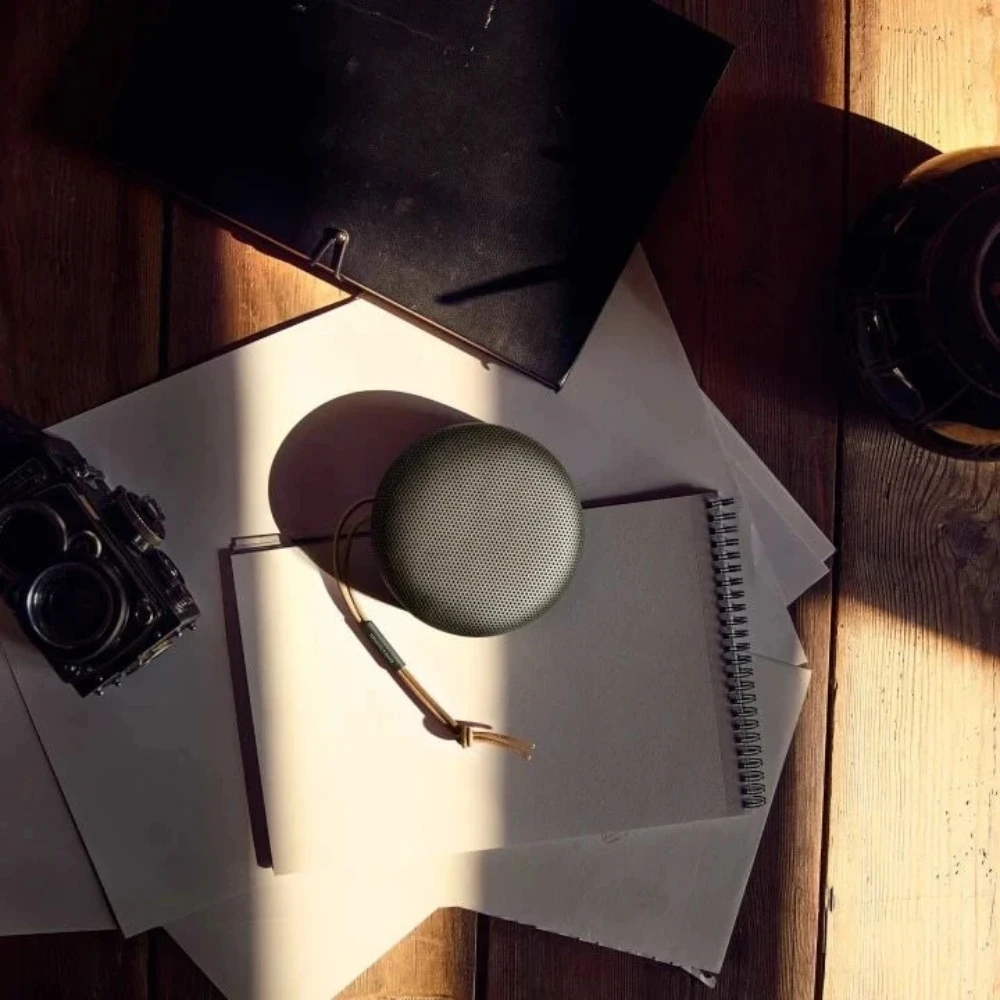 Колонка Bang & Olufsen Beosound A1 2nd Gen Black | Покупайте в